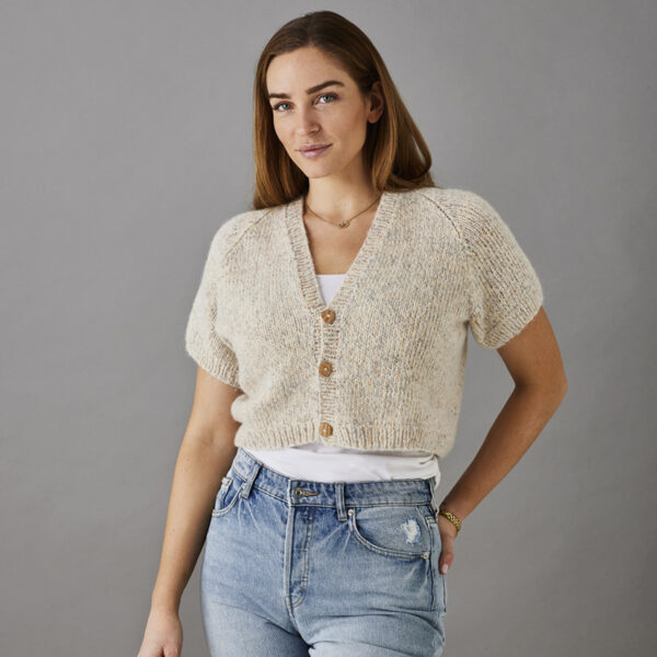 kort-raglancardigan-strikkeopskrift