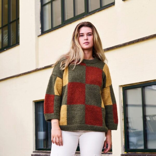 Ternet Sweater
