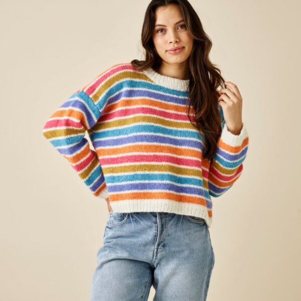 oversize-sweater-i-striber-strikkeopskrift